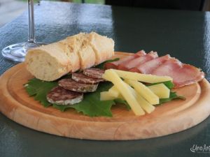 UA240720Trentino wijnproeverijIMG_3143IMG_3143.JPG